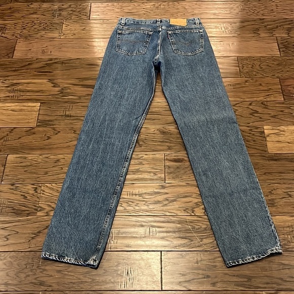 Vintage Levi’s 501 Classic Straight Leg Size 33 x 36 - Picture 2 of 16